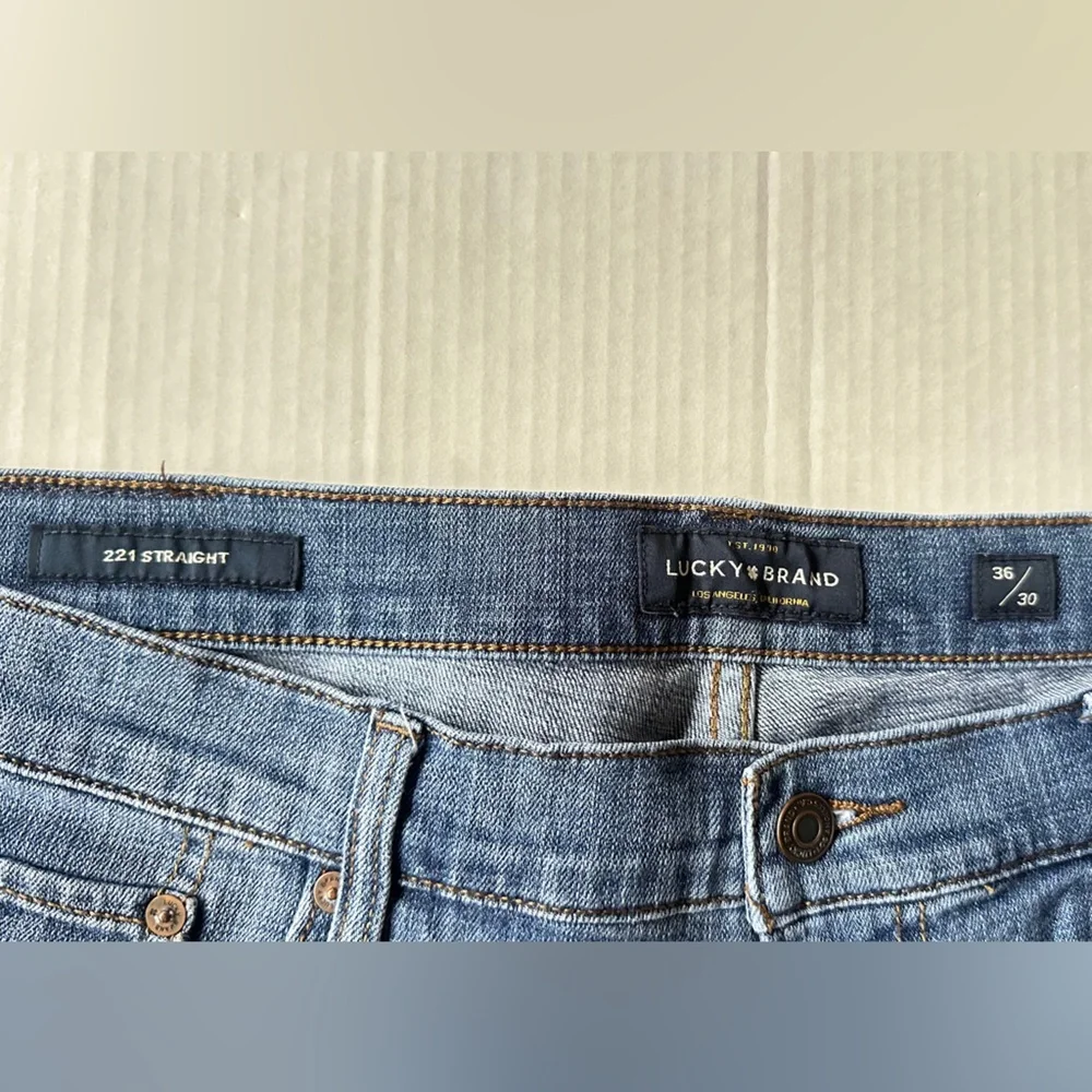 Lucky Brand Jeans Men 36x30 Blue 221‎ Straight Denim
